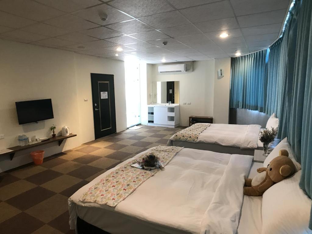 Chang Ti Metropolis Commercial Hotel Zhongli Extérieur photo