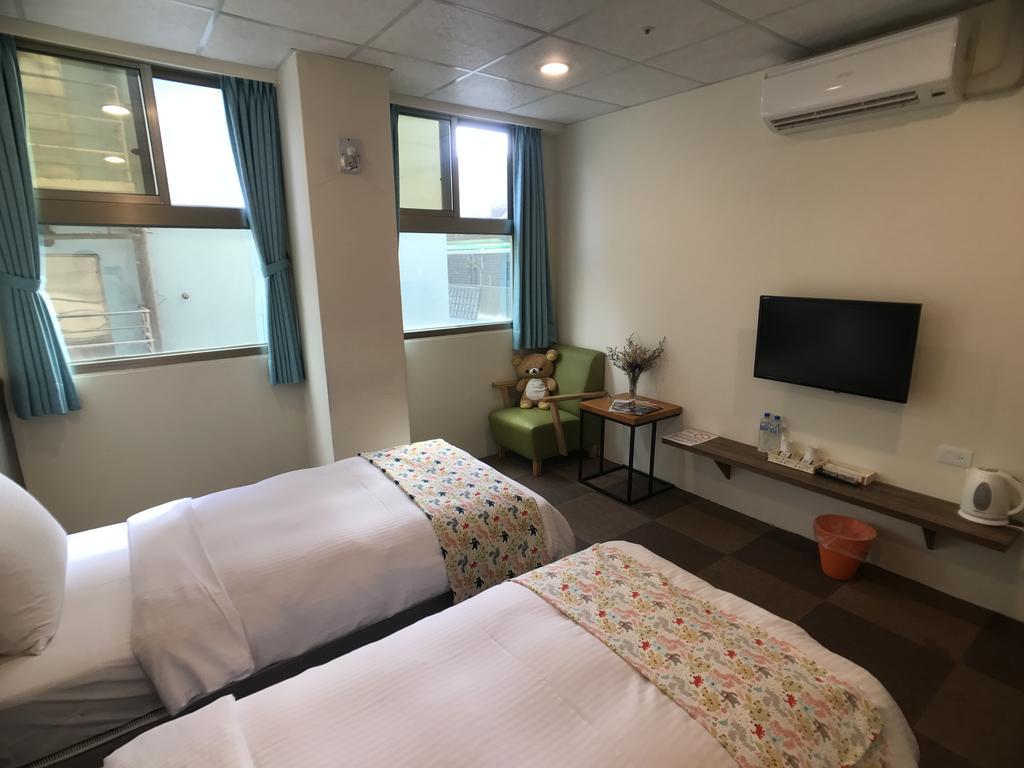 Chang Ti Metropolis Commercial Hotel Zhongli Extérieur photo